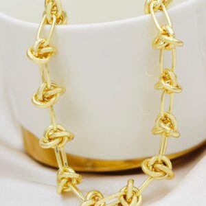 COLLAR TRENZA DORADA